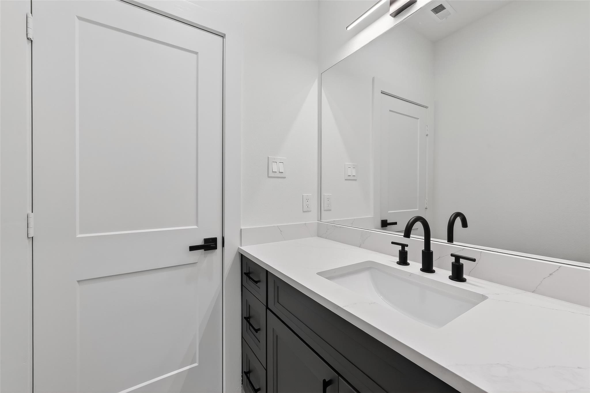 971 Highland Light Lane Houston, TX 77091 - Photo 29 of 39