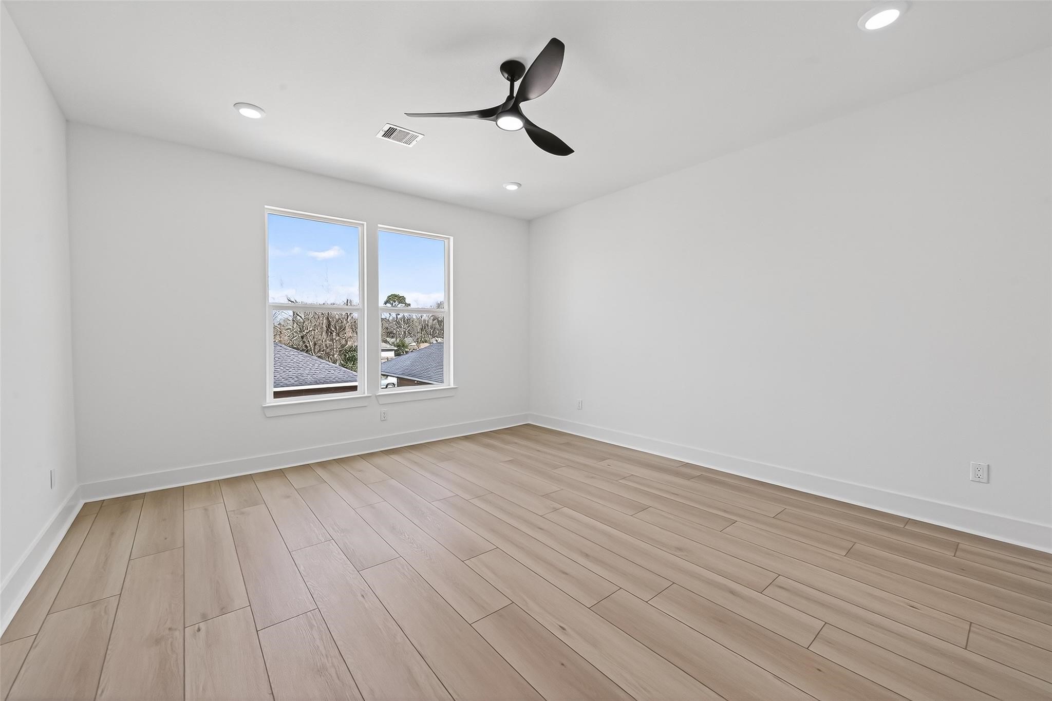 971 Highland Light Lane Houston, TX 77091 - Photo 31 of 39