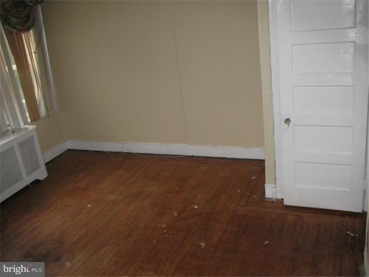 5781 Nassau Road Philadelphia, PA 19131 - Photo 21 of 25 Bedroom - Main