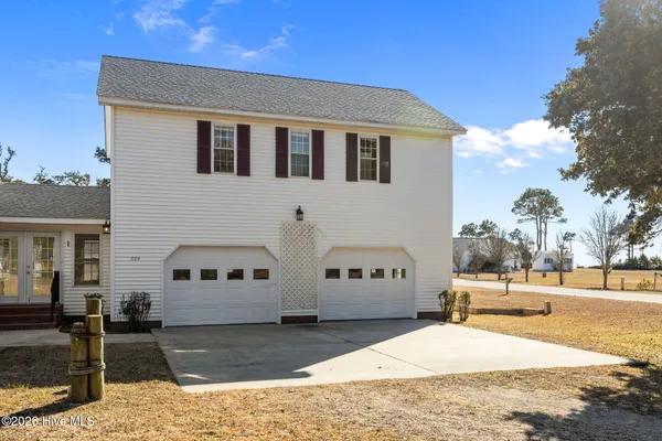 $419,000 | 664 Seashore Drive, Atlantic, NC 28511