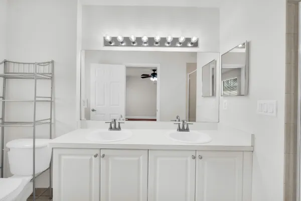 $3,000 | 2581 Riverside Drive, Coral Springs, FL 33065