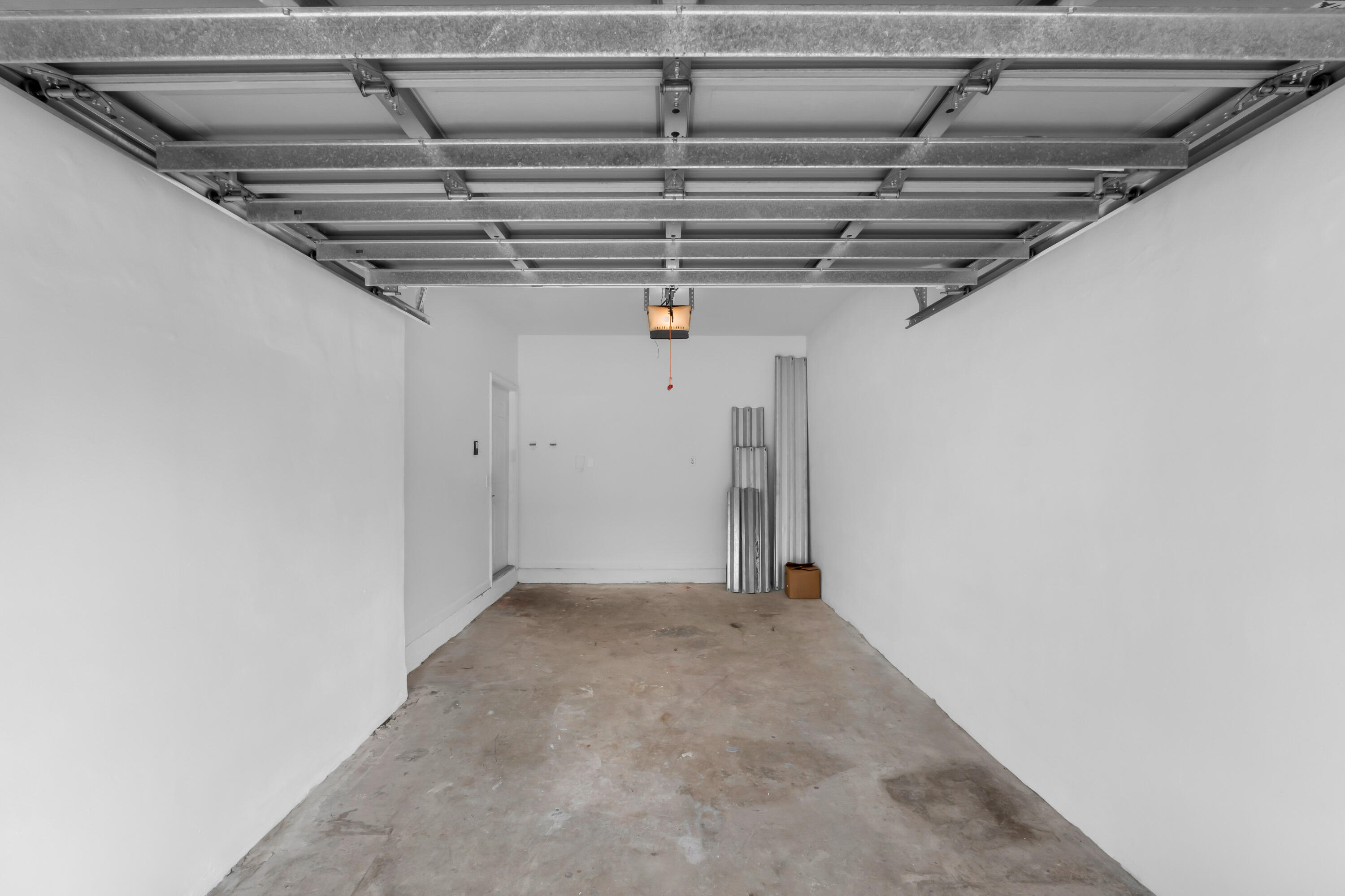 2581 Riverside Drive Coral Springs, FL 33065 - Photo 21 of 22 2581 Riverside Dr-23