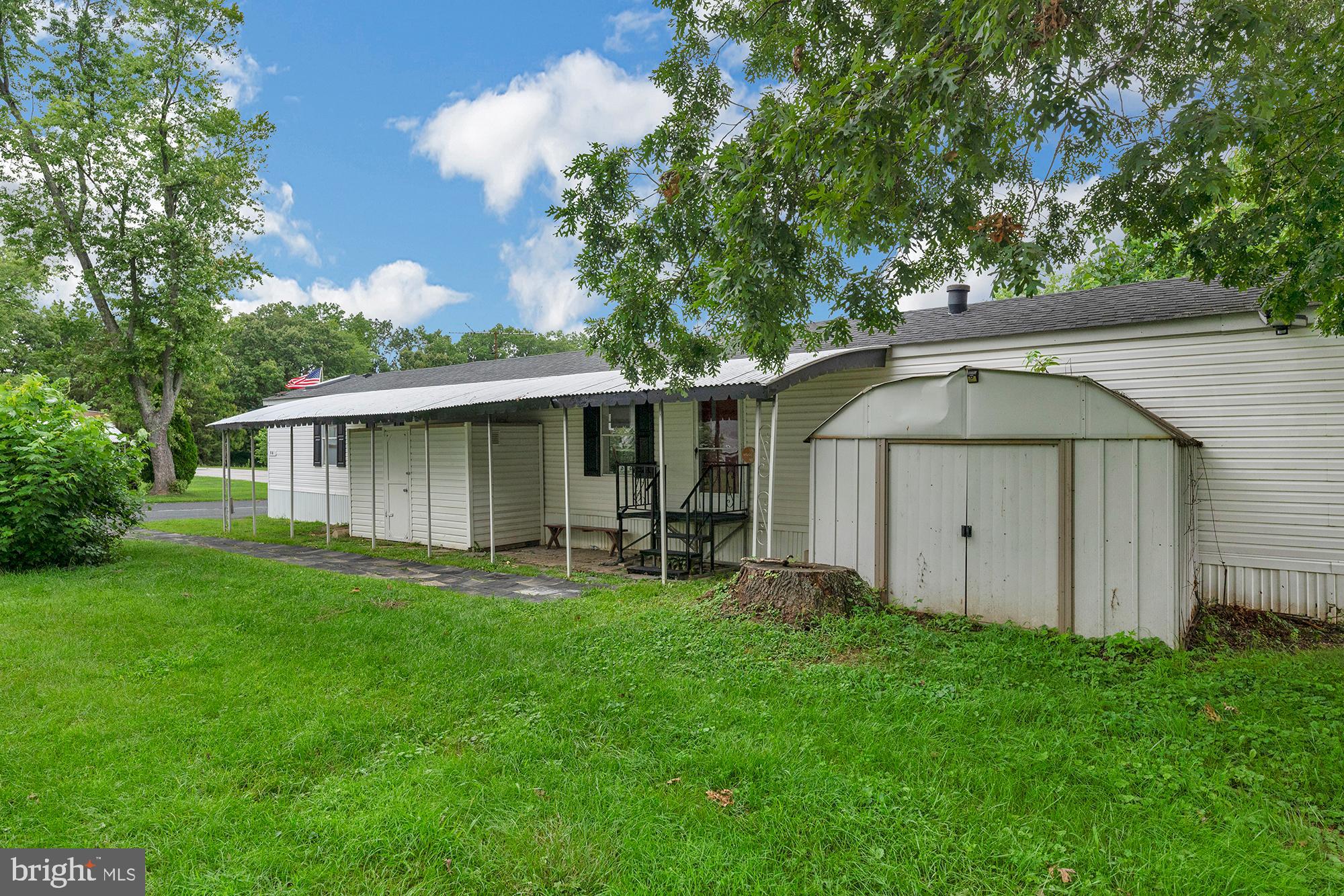 11540 Philadelphia Road, Unit 5A White Marsh, MD 21162 - Photo 23 of 23 a front view of house with yard and green space