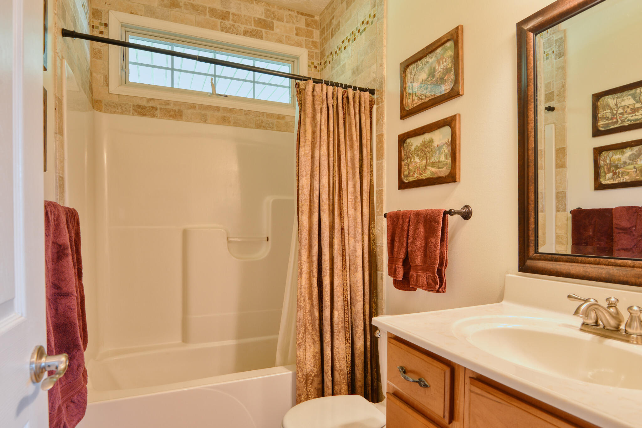 321 Cumberland Gap Road Newport, VA 24128 - Photo 43 of 71 37 00E_0240_hdr