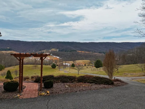 $724,000 | 321 Cumberland Gap Road, Newport, VA 24128