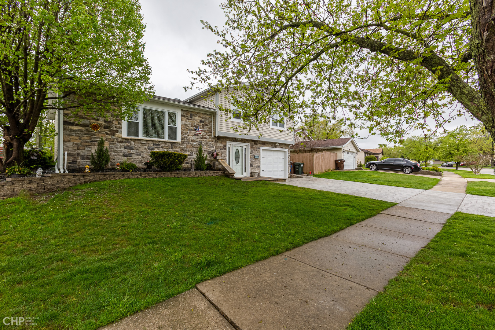 5107 Coulter Road Oak Forest, IL 60452 - Photo 3 of 26 Gallery Image 3