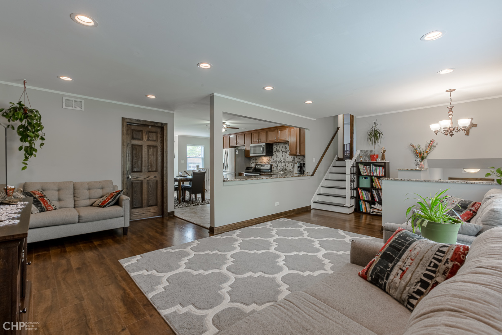 5107 Coulter Road Oak Forest, IL 60452 - Photo 7 of 26 Gallery Image 7