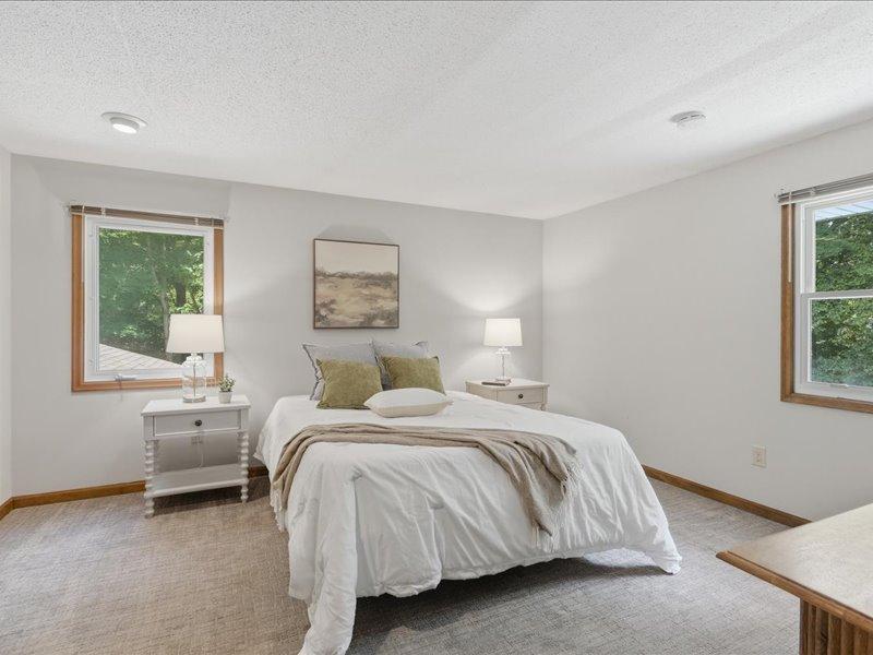 9331 Cedar Forest Road Eden Prairie, MN 55347 - Photo 22 of 41