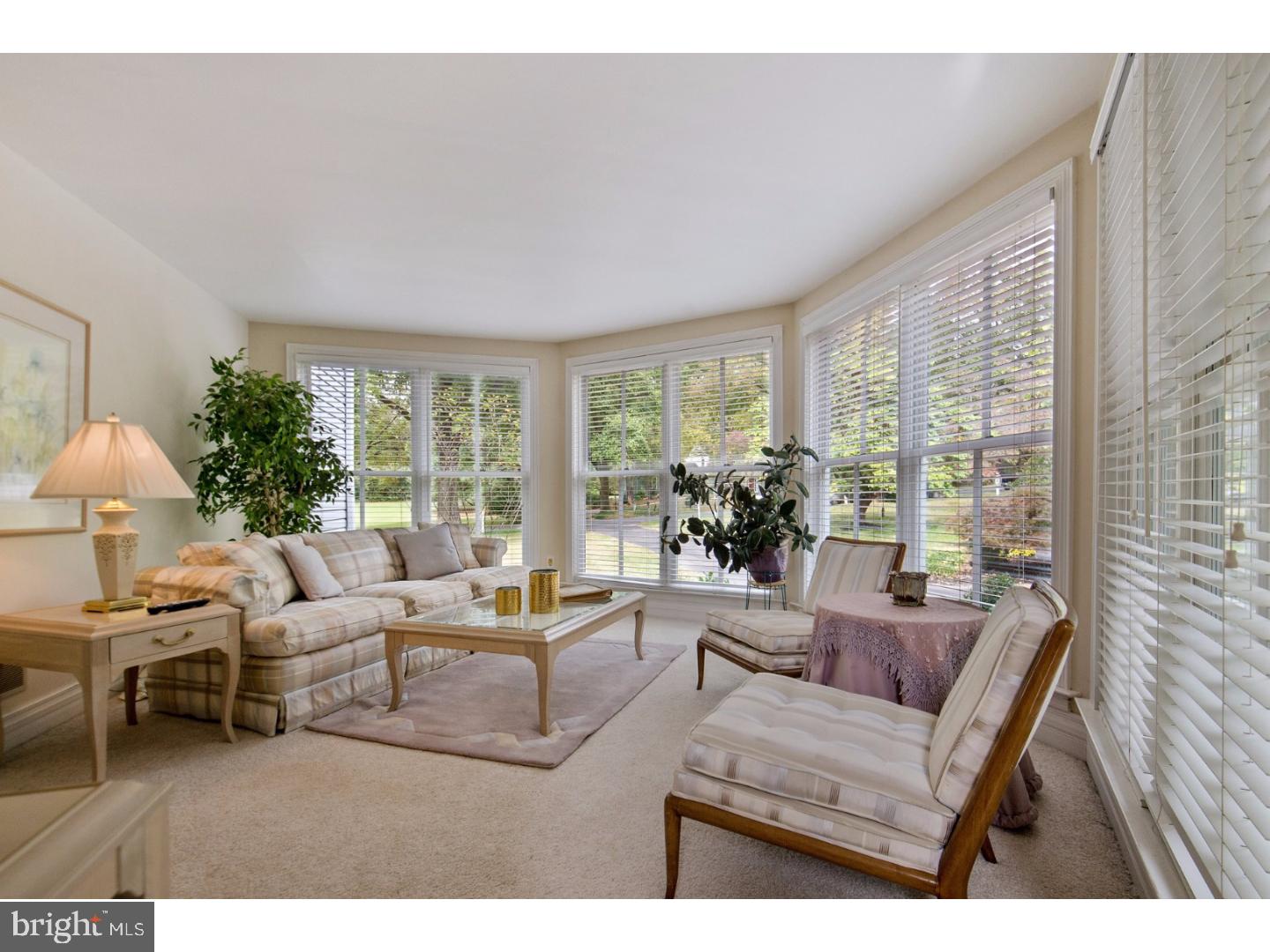 8 Wood Ridge Road Thornton, PA 19373 - Photo 5 of 25 Living Room