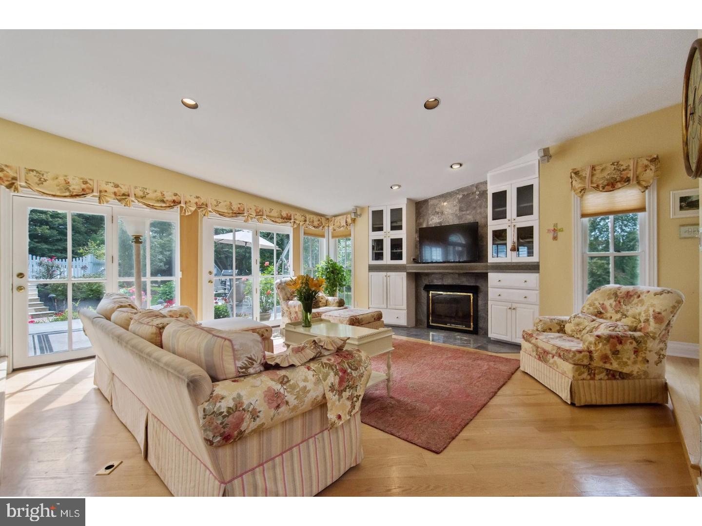 8 Wood Ridge Road Thornton, PA 19373 - Photo 7 of 25 Family Room