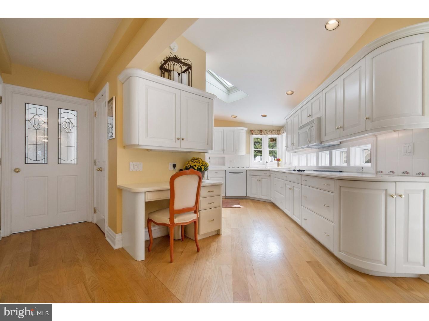 8 Wood Ridge Road Thornton, PA 19373 - Photo 8 of 25 Kitchen