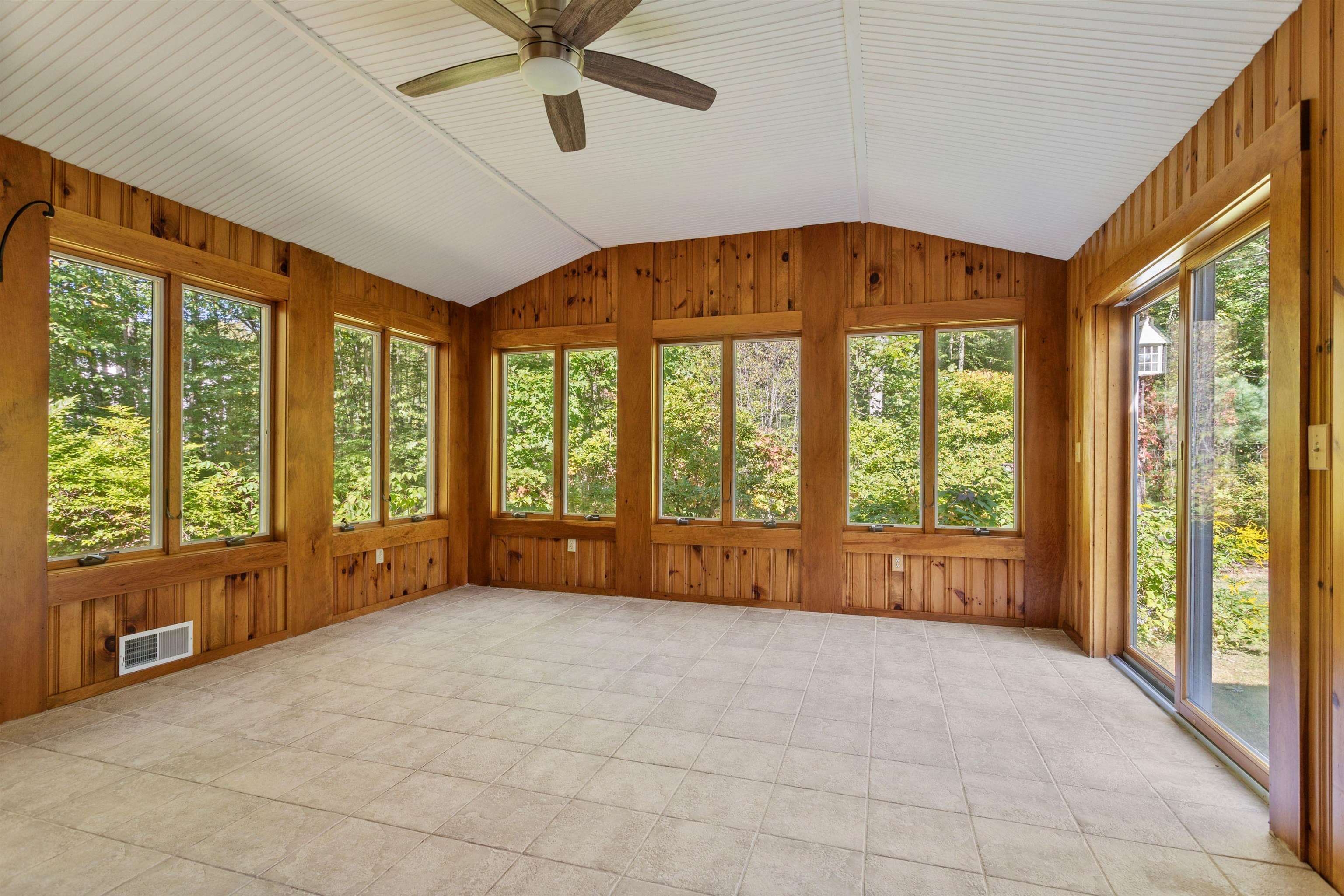 67 North Road North Hampton, NH 03862 - Photo 11 of 27