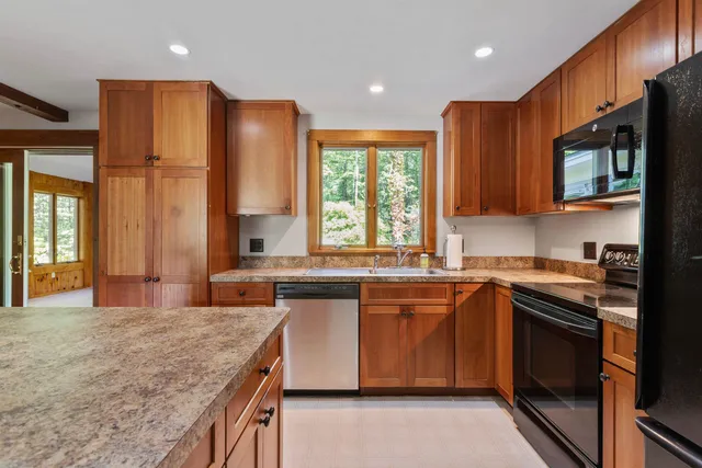 $740,000 | 67 North Road, North Hampton, NH 03862
