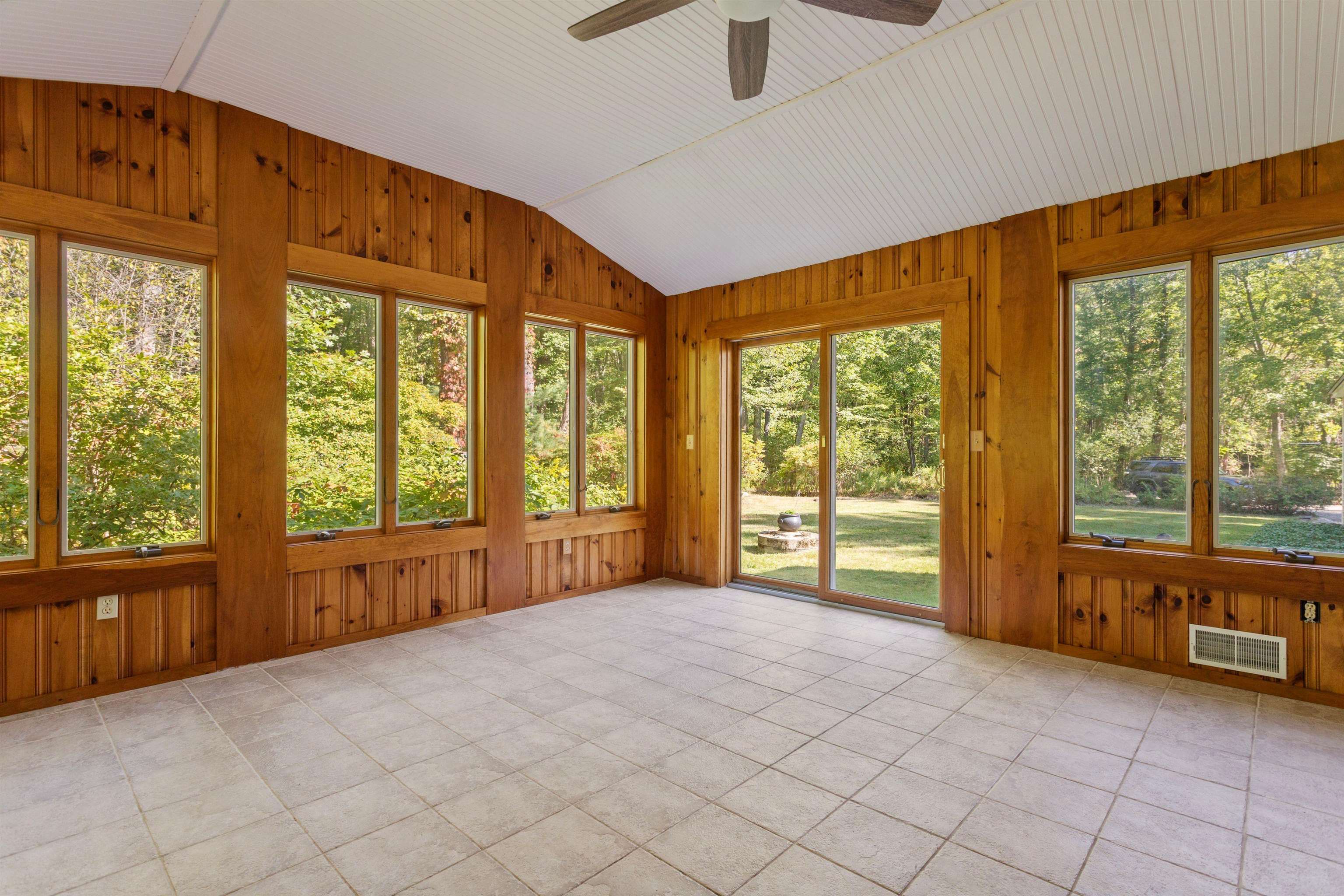 67 North Road North Hampton, NH 03862 - Photo 10 of 27