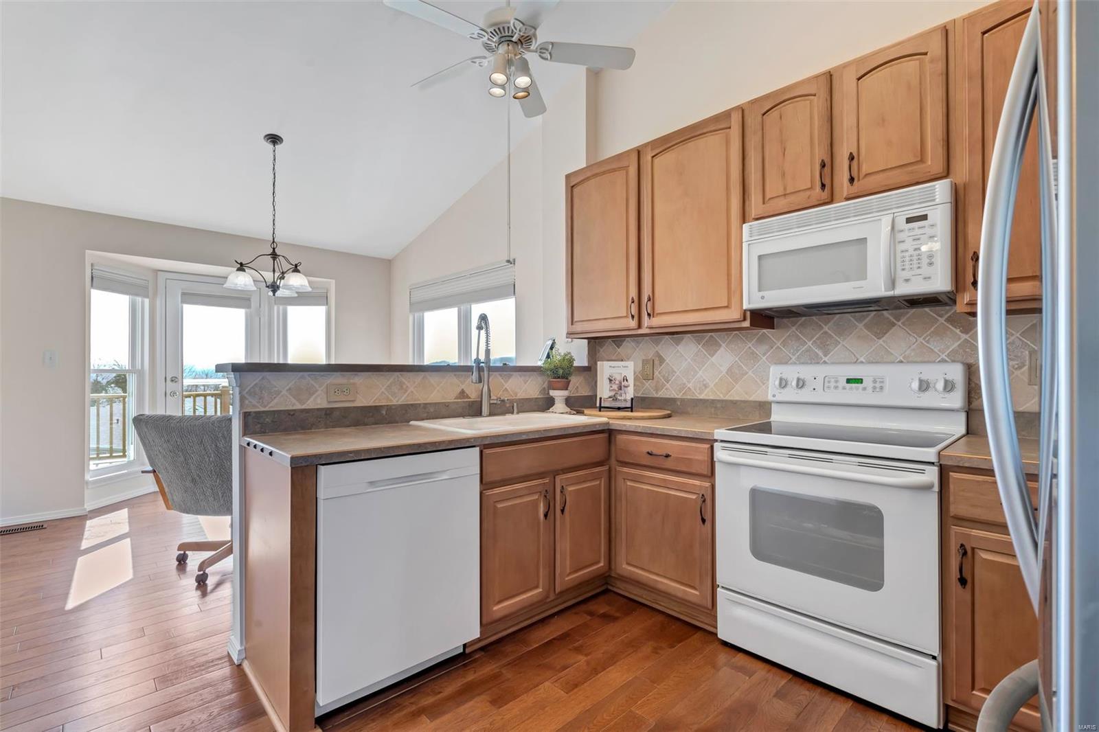 1248 Hunters Chase Drive Eureka, MO 63025 - Photo 11 of 39