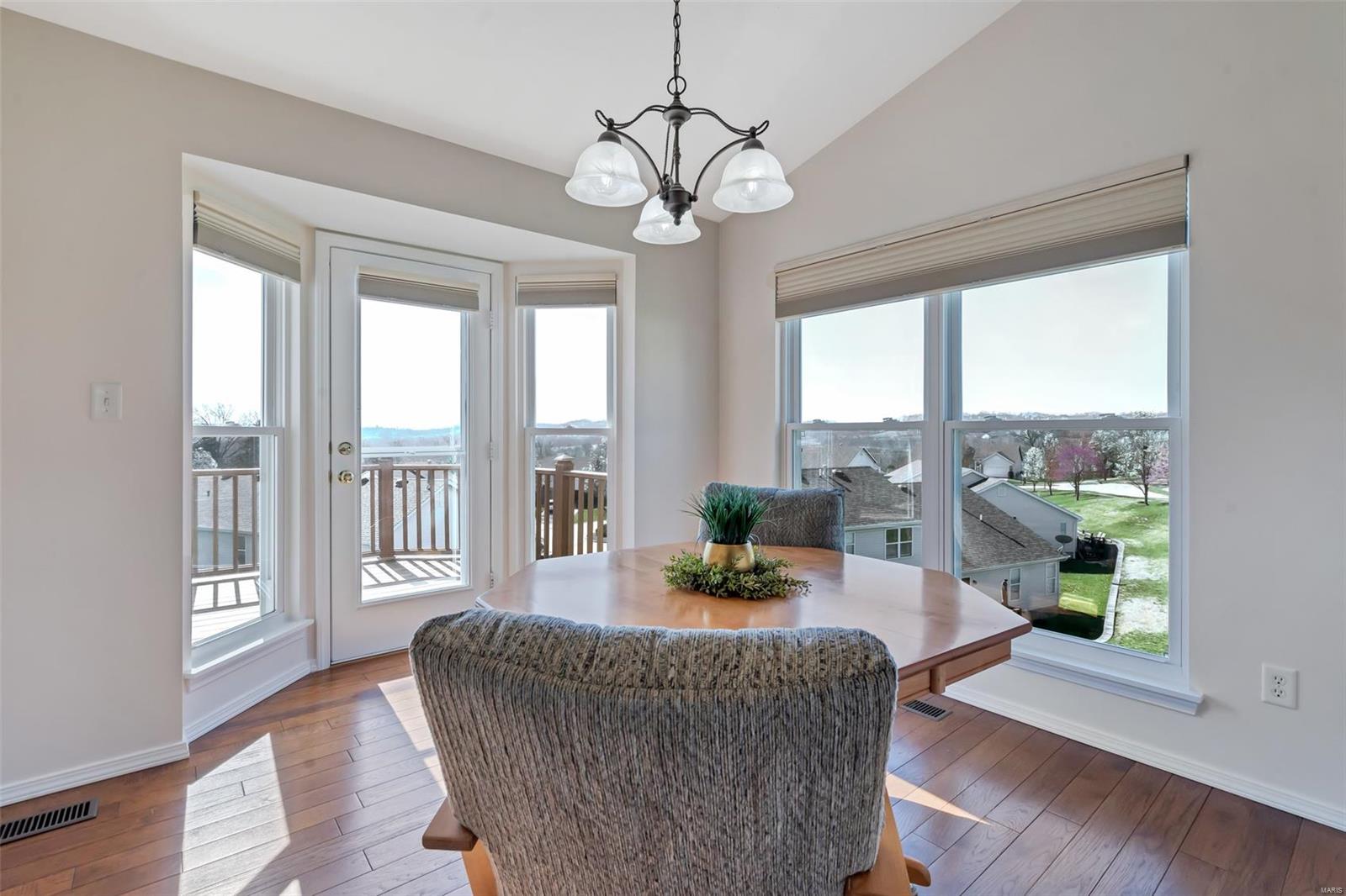 1248 Hunters Chase Drive Eureka, MO 63025 - Photo 14 of 39