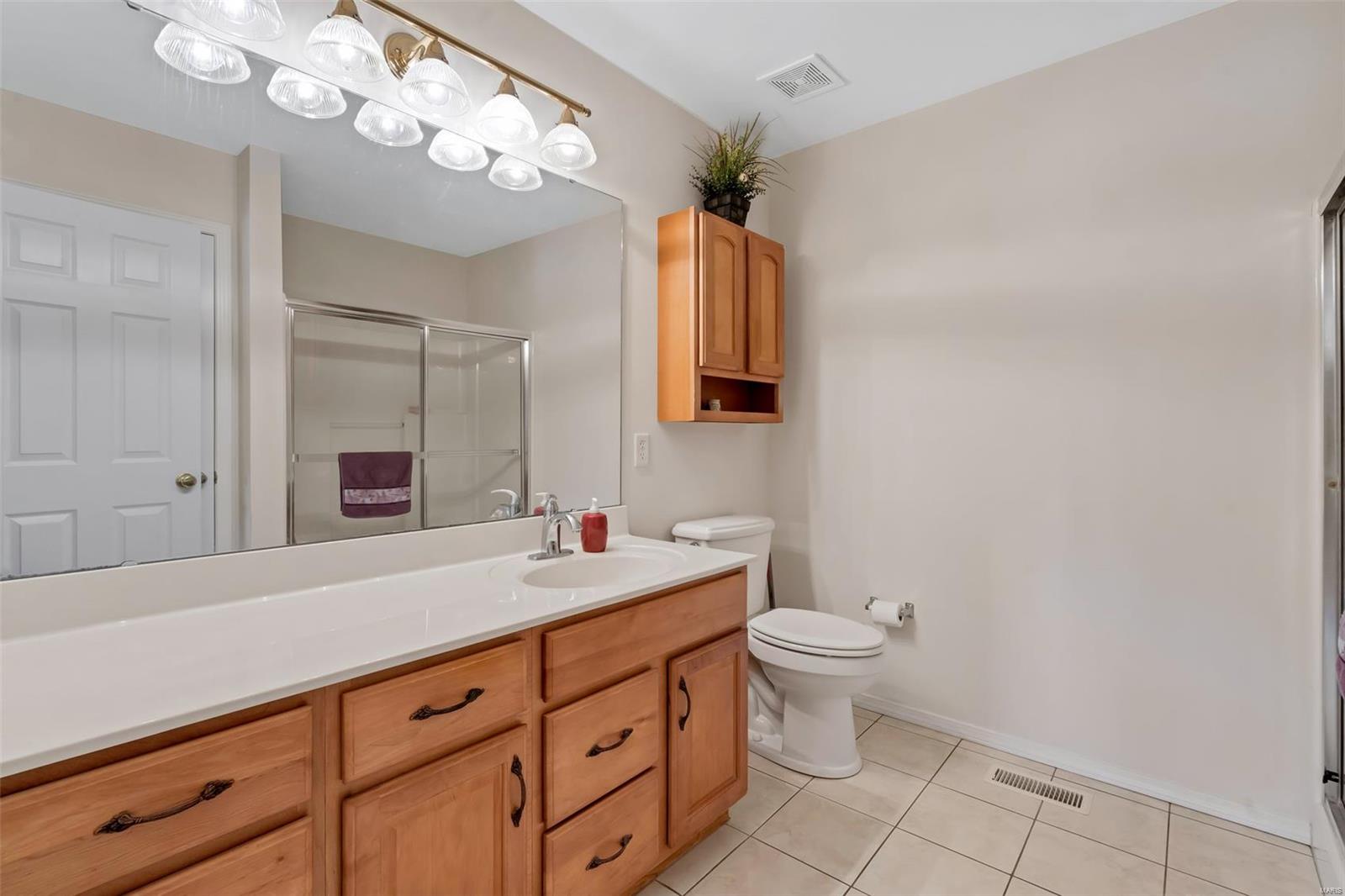 1248 Hunters Chase Drive Eureka, MO 63025 - Photo 19 of 39