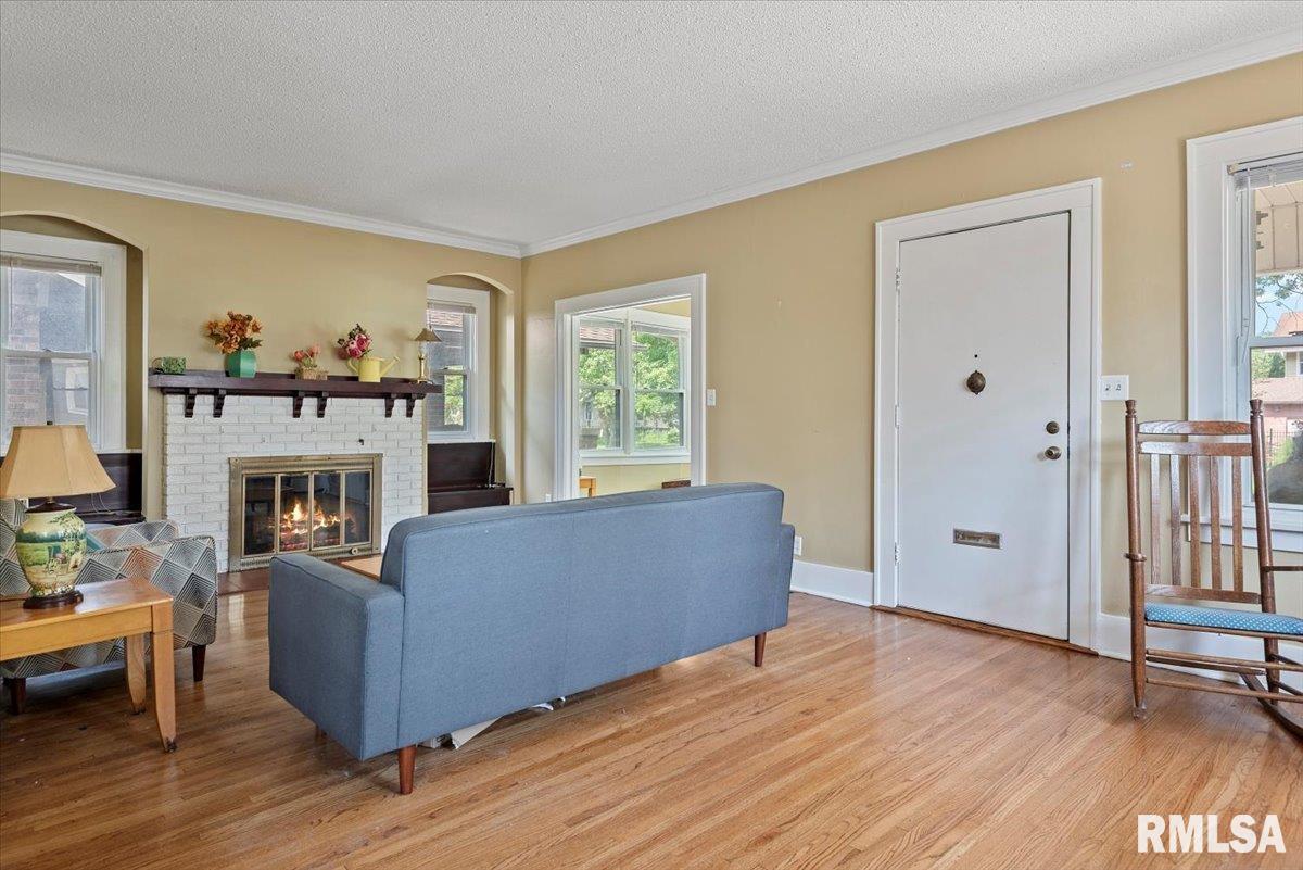 2141 South 4th Street Springfield, IL 62703 - Photo 8 of 49