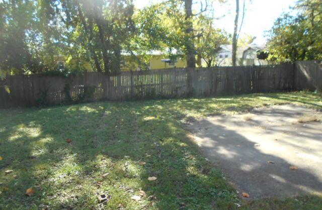 5531 Marilyn Road Indianapolis, IN 46226 - Photo 11 of 12 Gallery Image 11