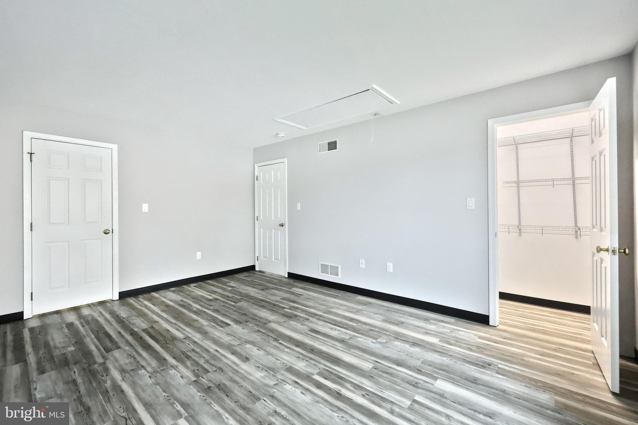 3108 Sundial Road Dover, PA 17315 - Photo 19 of 34 Gallery Image 19