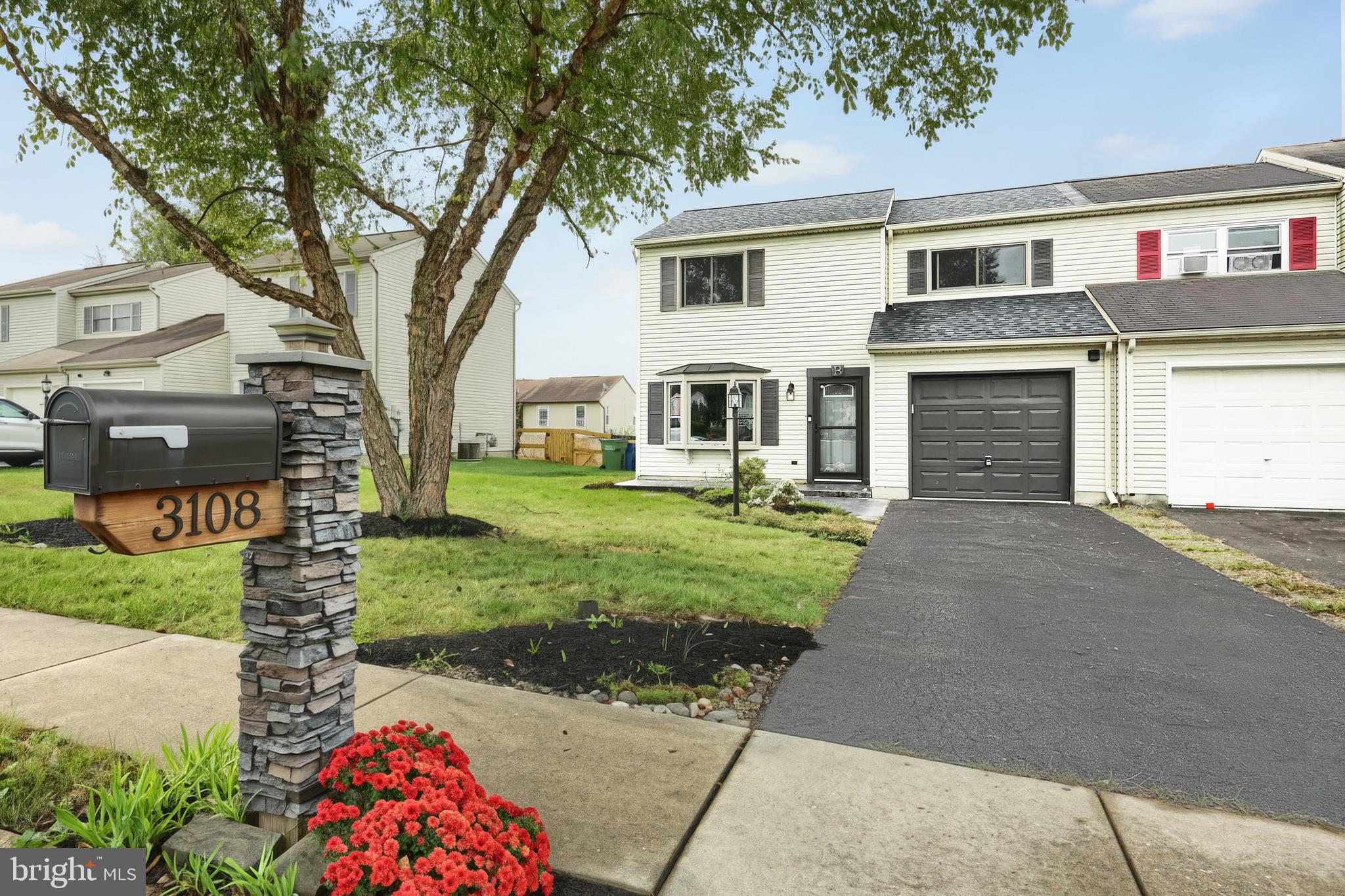 3108 Sundial Road Dover, PA 17315 - Photo 4 of 34 Gallery Image 4