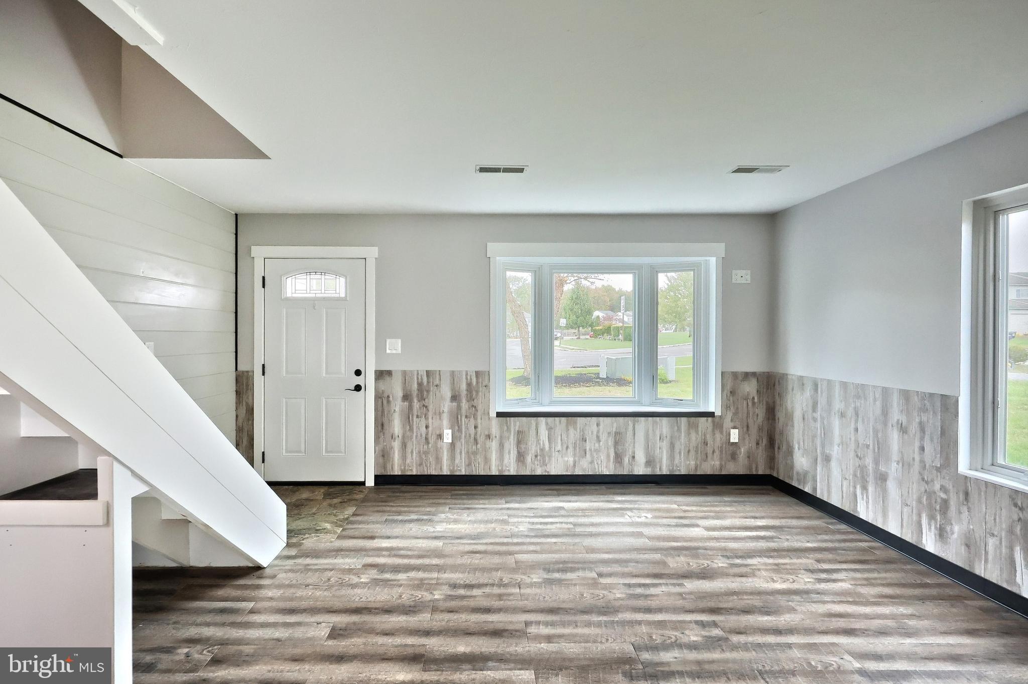 3108 Sundial Road Dover, PA 17315 - Photo 10 of 34 Gallery Image 10