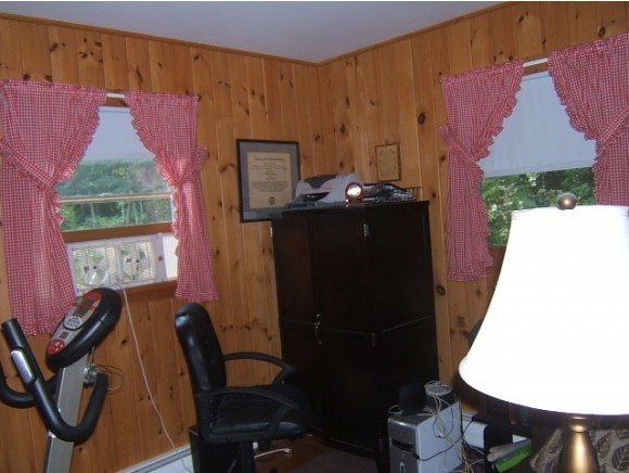 12 Pearce Circle Rockingham, VT 05101 - Photo 11 of 20 Gallery Image 11