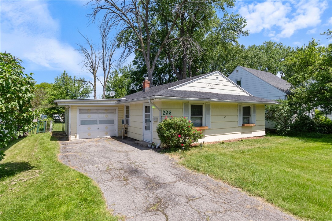 206 English Road Greece, NY 14616 - Photo 3 of 24 Such a comfortable space! The window boxes are a n