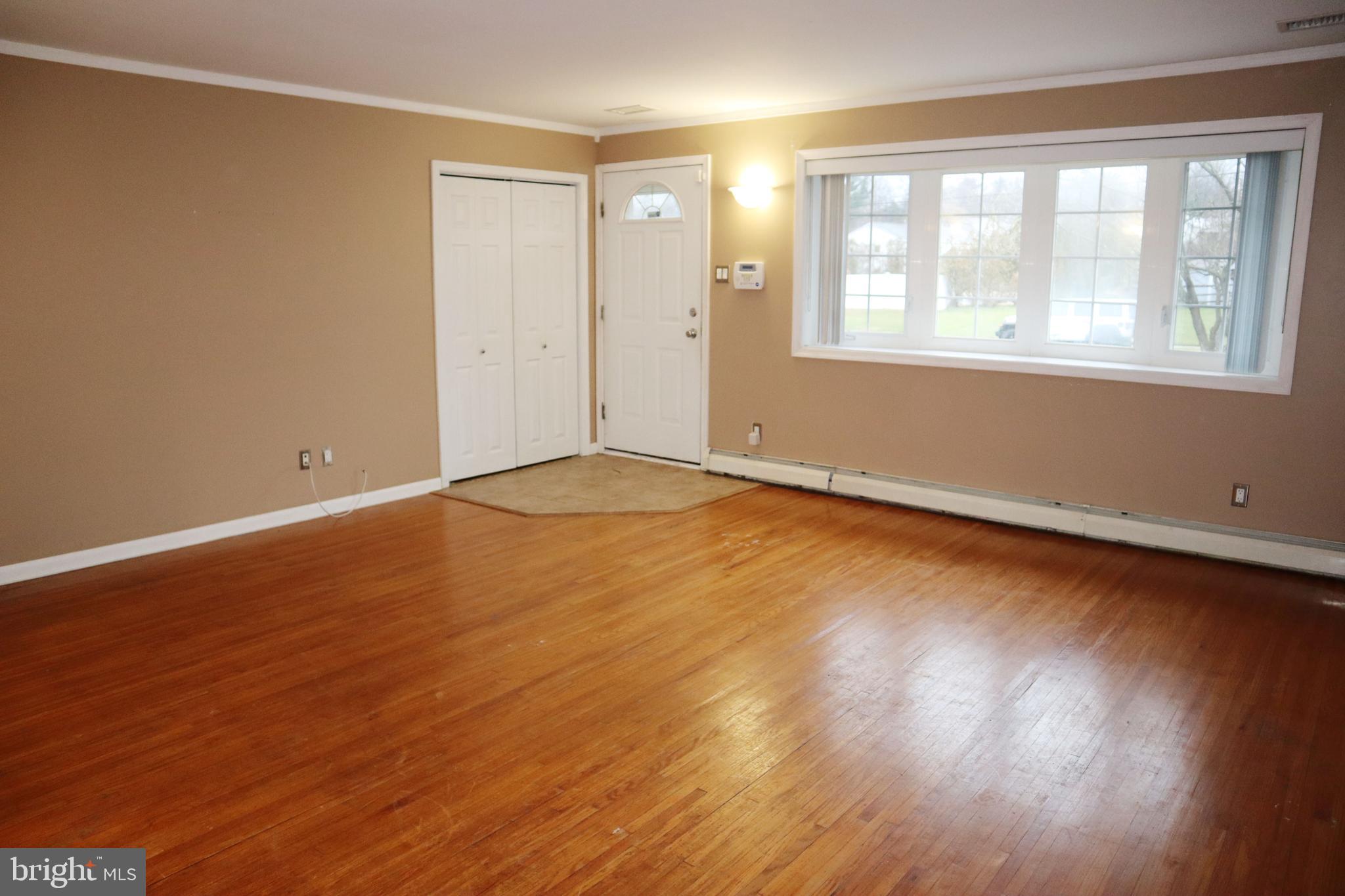 3304 Lisa Road Norristown, PA 19403 - Photo 13 of 55 Gallery Image 13