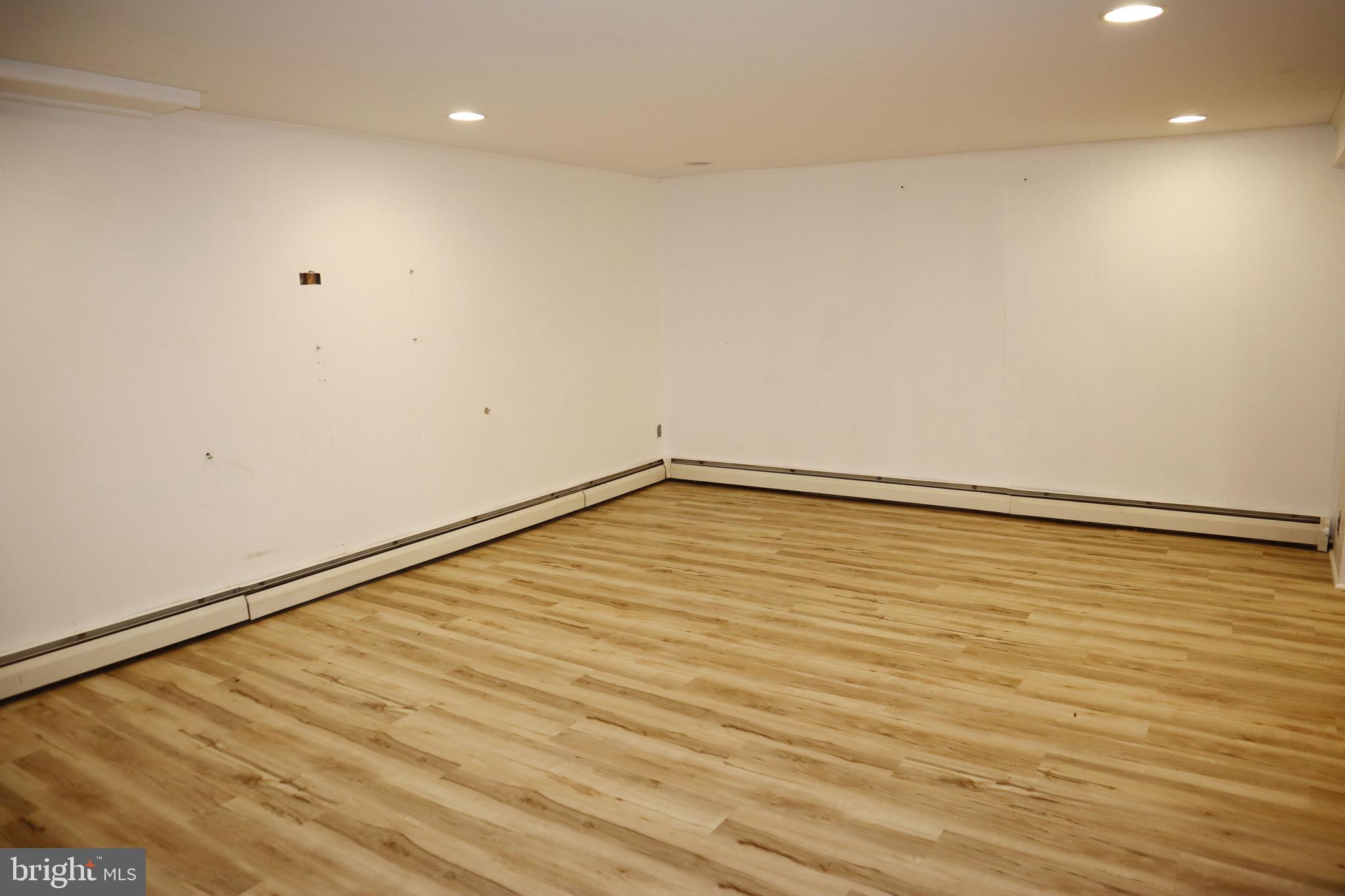 3304 Lisa Road Norristown, PA 19403 - Photo 34 of 55 Gallery Image 34