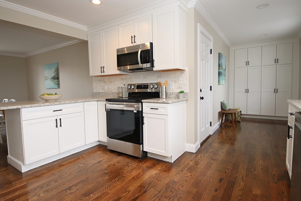 3 Riverway Road Salem, MA 01970 - Photo 7 of 42 Gallery Image 7