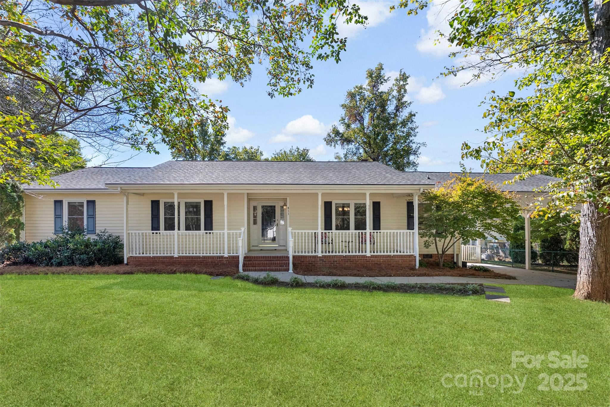 411 Shannon Ridge Drive Gastonia, NC 28056 - Photo 2 of 45