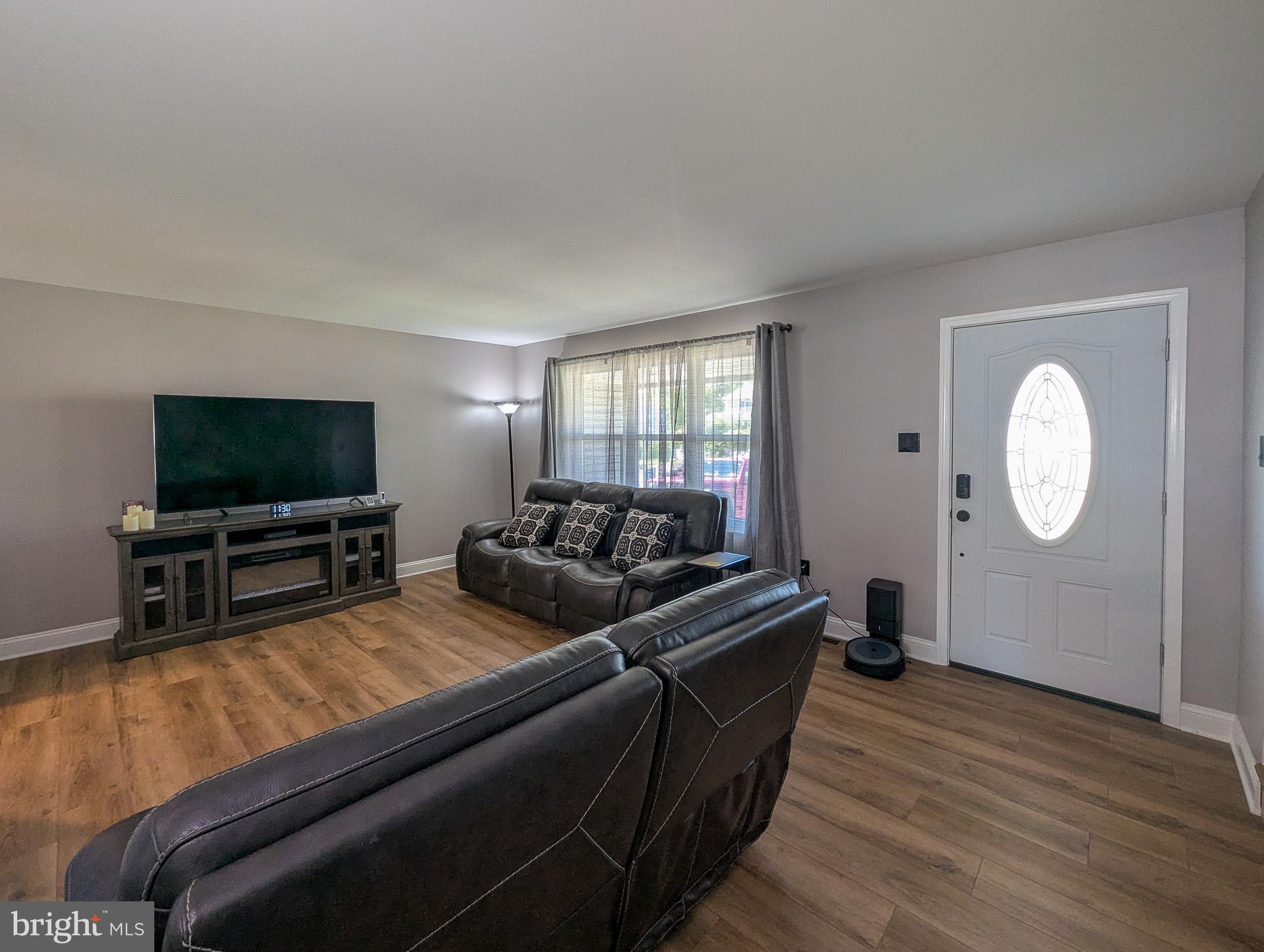 613 Wendy Way Hatfield, PA 19440 - Photo 5 of 31