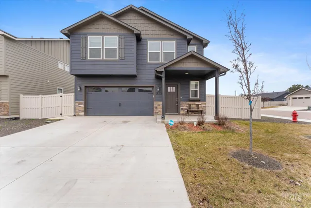 $2,495 | 513 Stanley Lake Street, Middleton, ID 83644