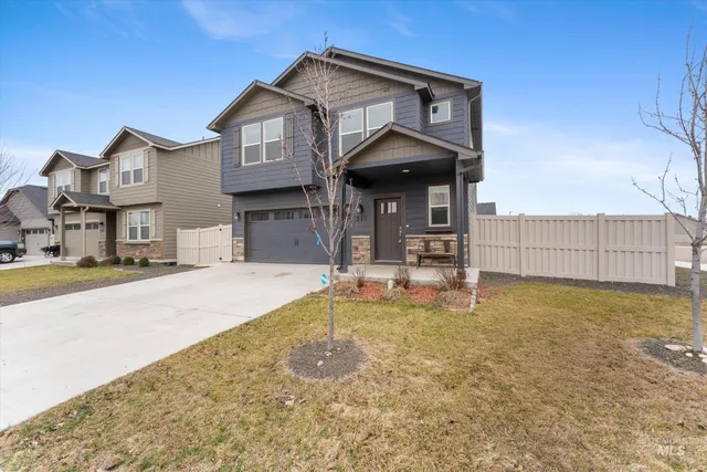 $2,495 | 513 Stanley Lake Street, Middleton, ID 83644