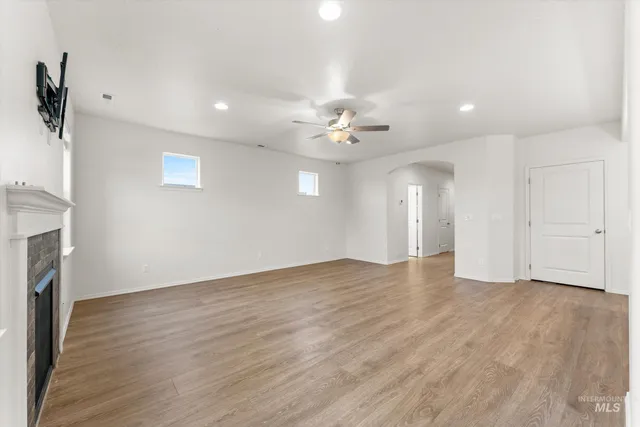 $2,495 | 513 Stanley Lake Street, Middleton, ID 83644