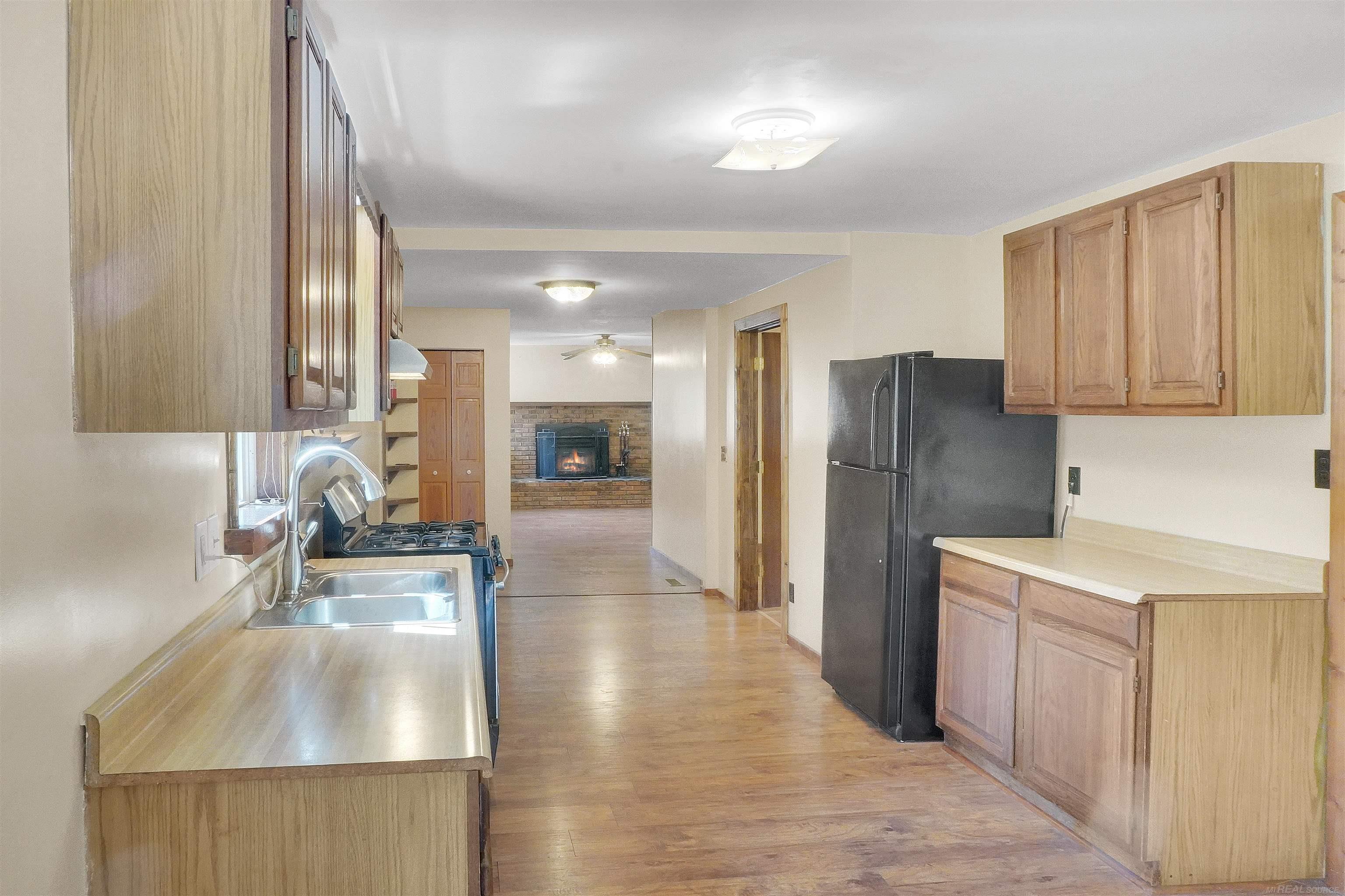 3215 Wadhams Road North Street, MI 48049 - Photo 7 of 35 50187985-3d83e643-69ea-46b4-afc3-7fa5d664865b.JPG