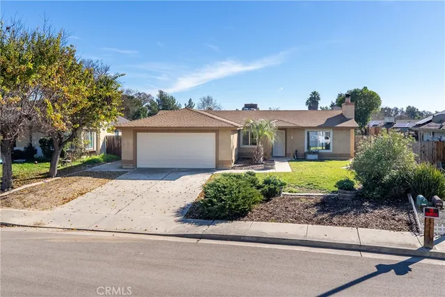 $585,000 | 1036 Samantha Drive, Paso Robles, CA 93446