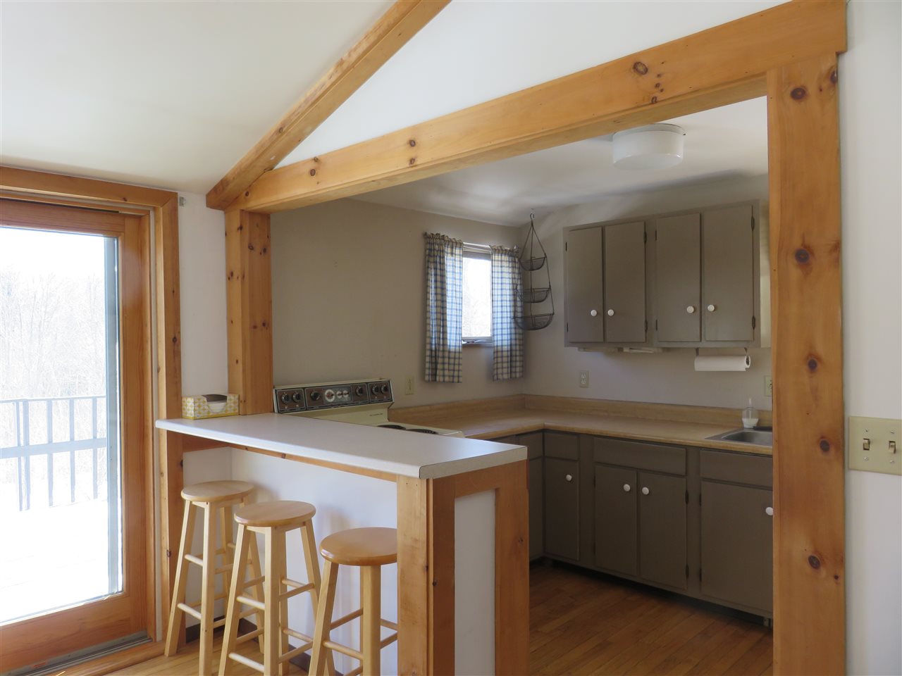 224 Hardy Hill Road Lebanon, NH 03766 - Photo 3 of 11 Gallery Image 3
