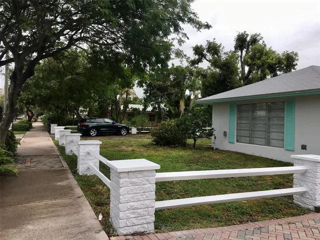 $2,100 | 4307 Sea Grape Drive, Unit 1, Fort Lauderdale, FL 33308
