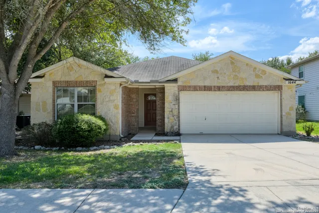 $1,650 | 1644 Cloudy Brook, Schertz, TX 78154