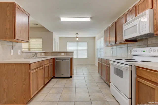 $1,650 | 1644 Cloudy Brook, Schertz, TX 78154