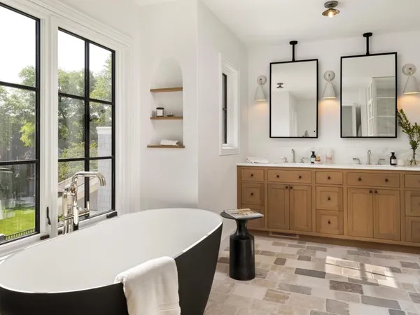 $1,995,000 | 5941 St Johns Avenue, Edina, MN 55424