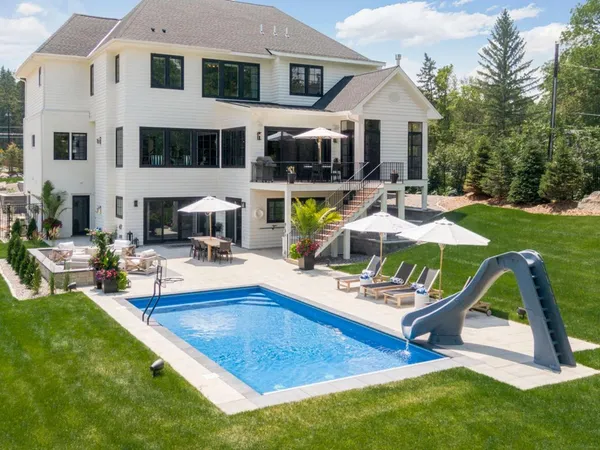 $1,995,000 | 5941 St Johns Avenue, Edina, MN 55424