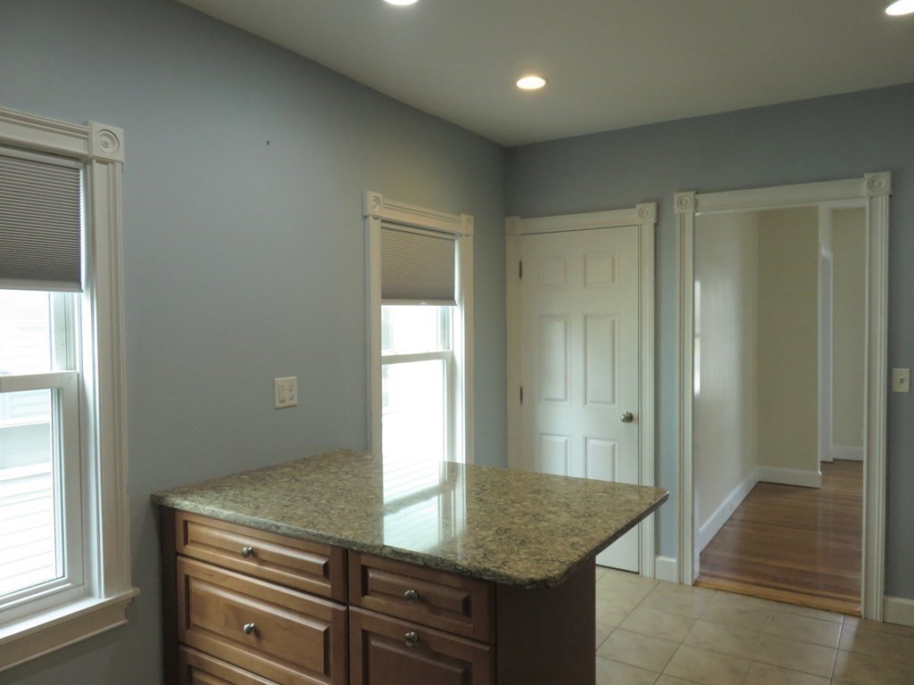 21 Harding Terrace Dedham, MA 02026 - Photo 4 of 30