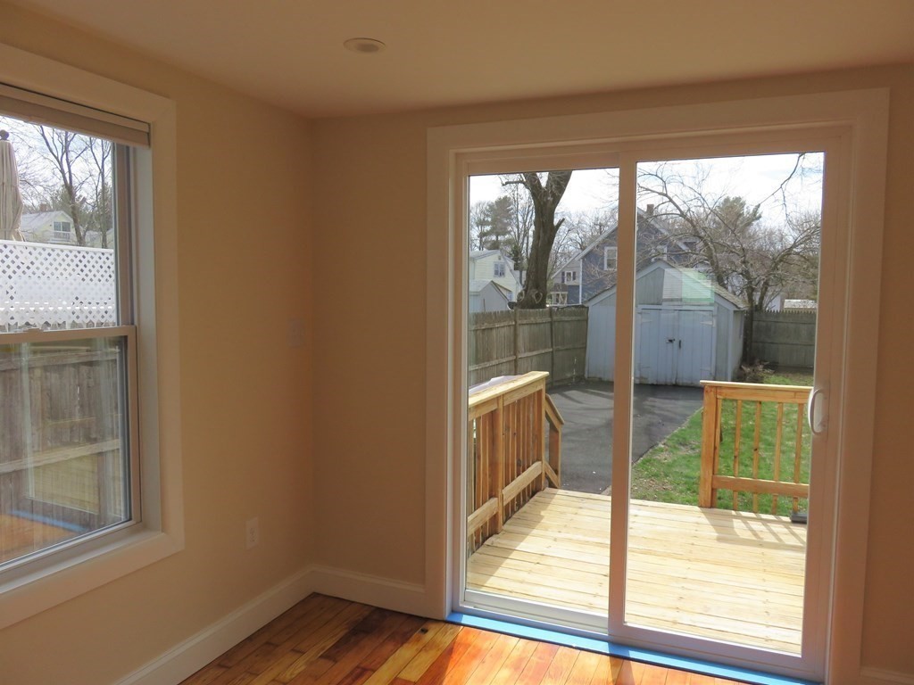 21 Harding Terrace Dedham, MA 02026 - Photo 7 of 30