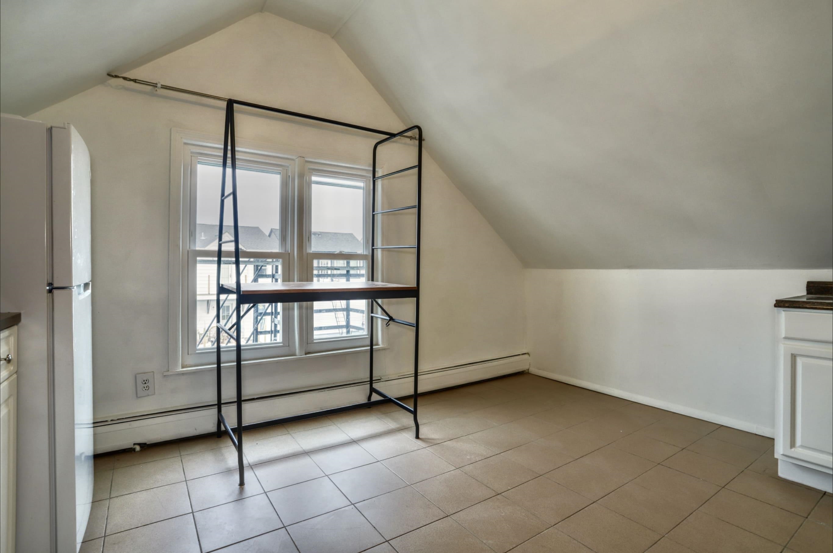 206 Dodd Street, Unit 3 Weehawken, NJ 07086 - Photo 5 of 18