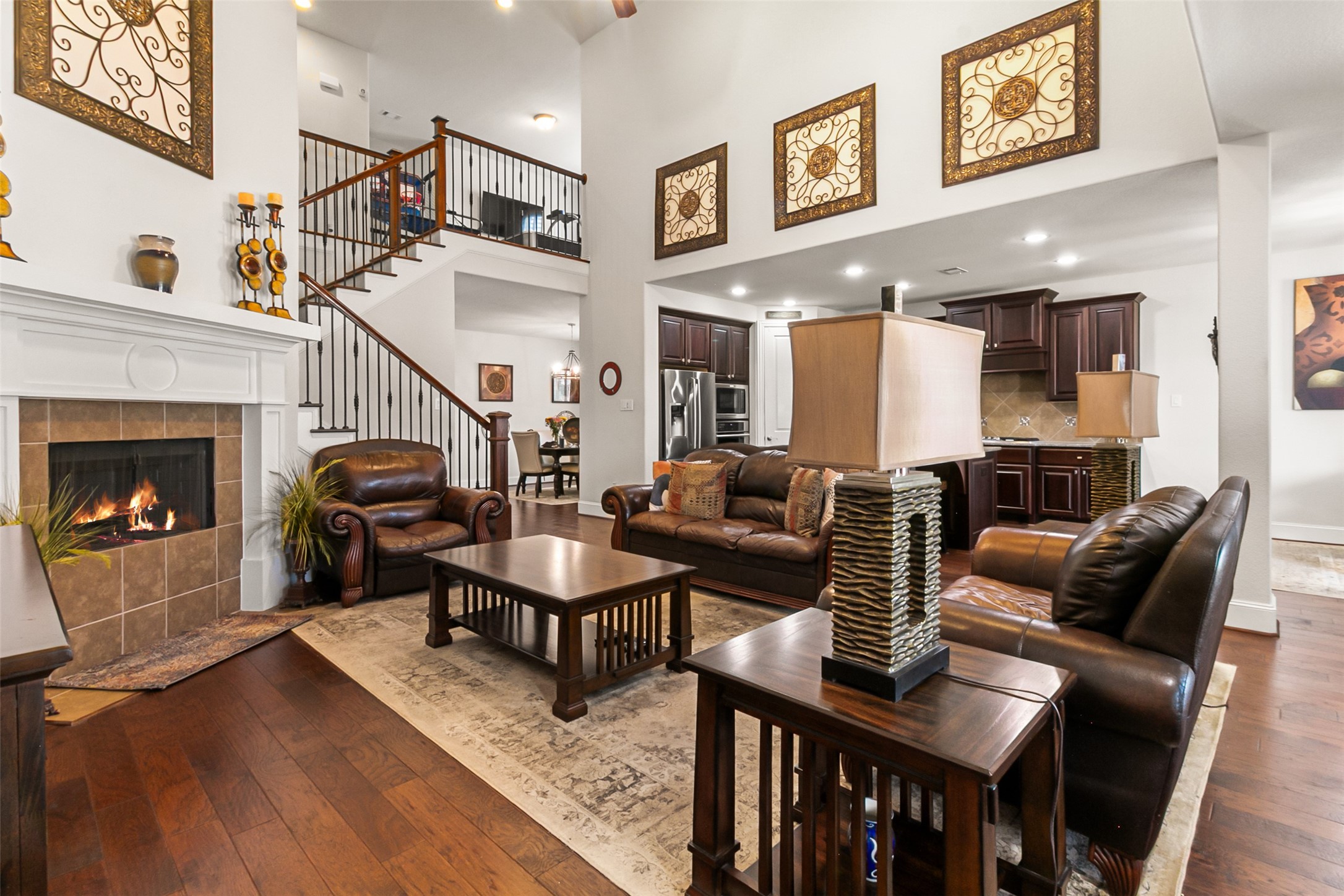 2735 Maple Oak Lane Manvel, TX 77578 - Photo 13 of 41 Family Room