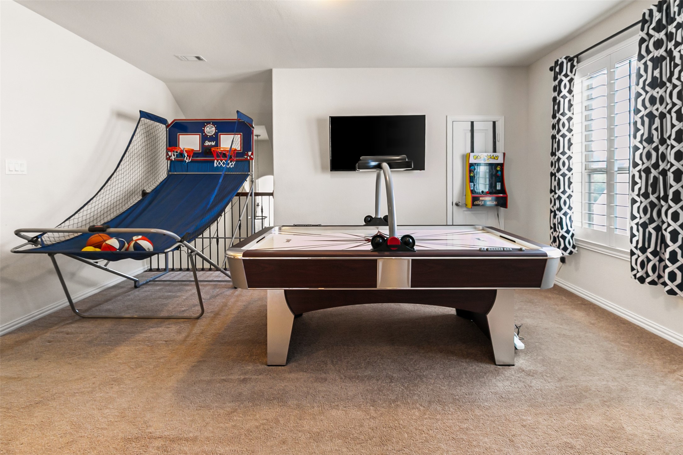 2735 Maple Oak Lane Manvel, TX 77578 - Photo 30 of 41 Upstairs Gameroom