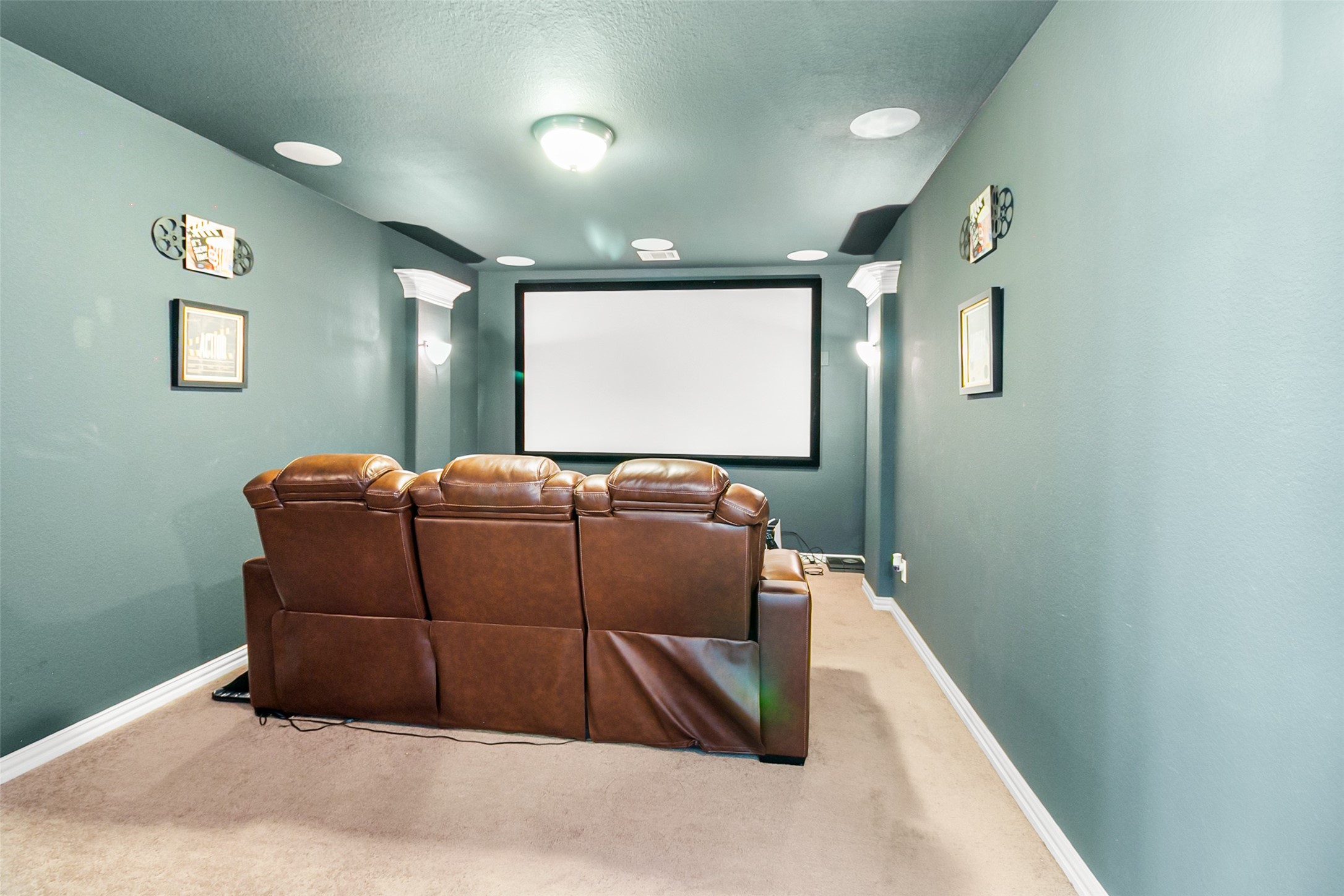 2735 Maple Oak Lane Manvel, TX 77578 - Photo 31 of 41 Large Media Room